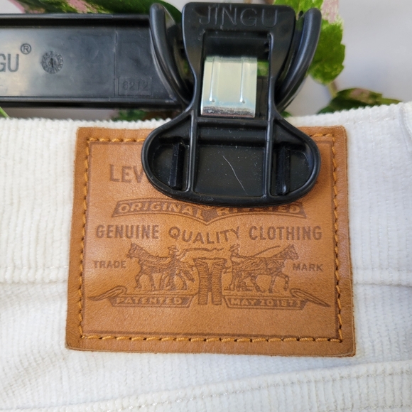 Levi's Wedgie Straight Corduroy Pants Ivory 29 - Picture 13 of 13